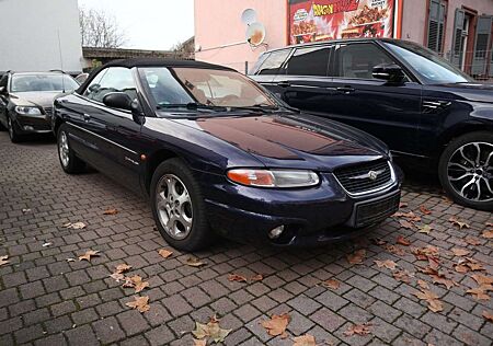 Chrysler Stratus 2.5 LX Cabrio Leder Klima Wenig Km !