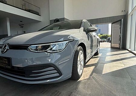 VW Golf Volkswagen VIII 2.0TDI Life DSG Navi