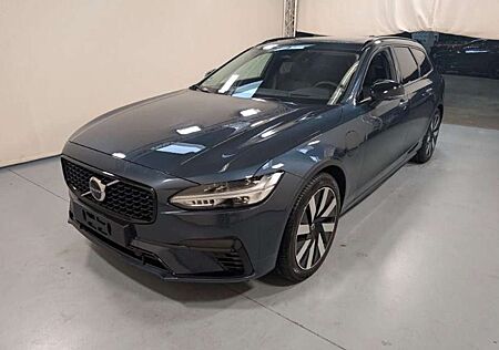 Volvo V90 Ultra Dark Plug-In Hybrid*AHK*360°*AKKUSTIK