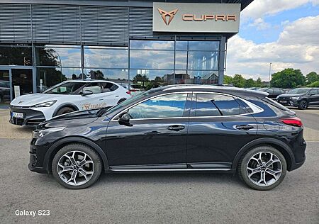 Kia XCeed 1,6 DGI Platinum Edition*PanoDach*