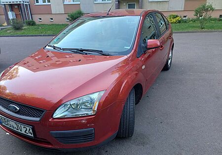 Ford Focus 1.4 16V Style