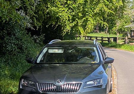 Skoda Superb Combi 2.0 TDI Style