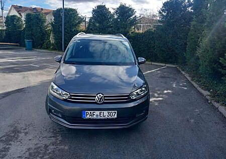 VW Touran Volkswagen 2.0 TDI SCR (BlueMotion Technology) DSG Highline