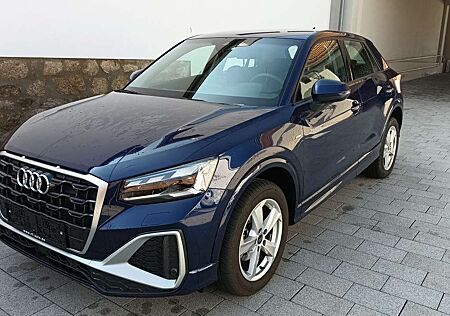 Audi Q2 35 TFSI S line Matrix Keyless Virtu ACC Kamera Nav