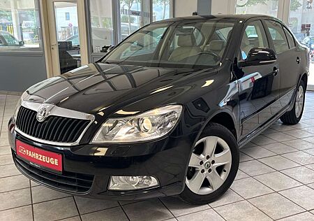 Skoda Octavia Lim. Elegance / 2.Hand / HU & Insp. NEU