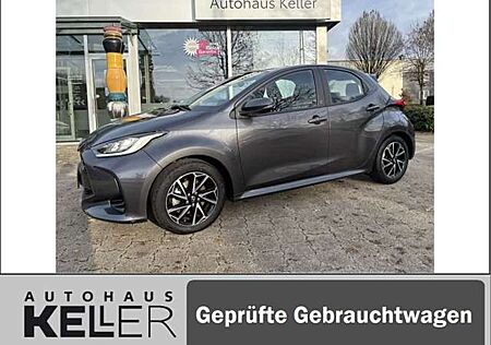 Toyota Yaris Hybrid 1.5 VVT-i Team Deutschland