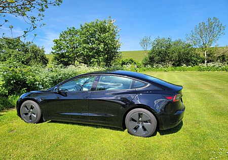 Tesla Model 3 Langstreckenbatt. Allradantrieb Dual Motor