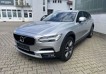 Volvo V90 Cross Country D4 Pro AWD - Navi - Harman/Kardon - 8-fach