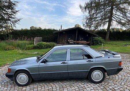 Mercedes-Benz 190 2,5 D rostfrei, Schaltgetriebe, 2-Hd!