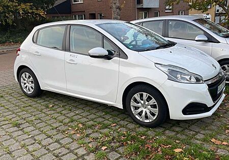 Peugeot 208 PureTech 82 Active