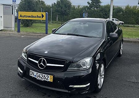Mercedes-Benz C 180 Coupe (BlueEFFICIENCY) 7G-TRONIC