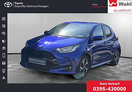 Toyota Yaris 1.5 Hybrid Team Deutschland