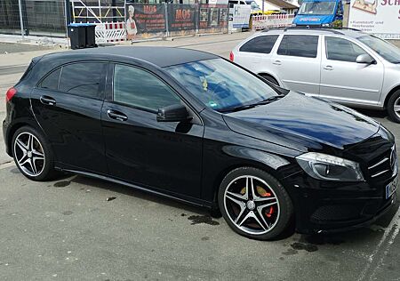 Mercedes-Benz A 180 (BlueEFFICIENCY) AMG Sport