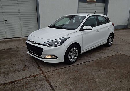 Hyundai i20 Pure*KLIMA*1.HAND*92000 TKM*TÜV-NEU*TOP*