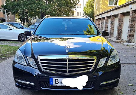 Mercedes-Benz E 200 CGI BlueEfficiency (212.248)Avantgarde