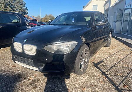 BMW 116 i Lim. 5-trg. Navi,Pdc,Teilleder,Klima,SHZ,