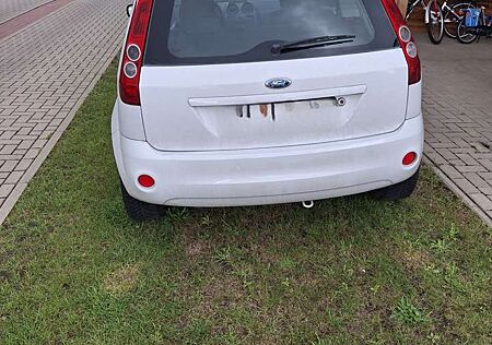 Ford Fiesta Style