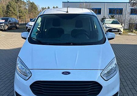 Ford Transit Courier Limited