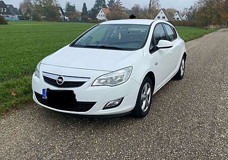 Opel Astra 1.4 ecoFLEX Selection