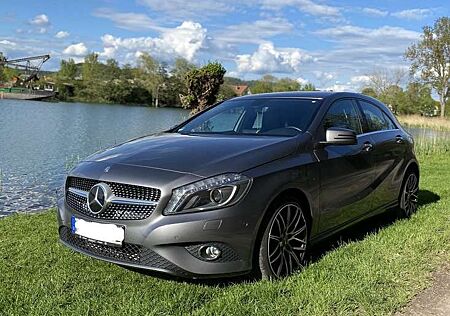Mercedes-Benz A 200 CDI / d (176.008)