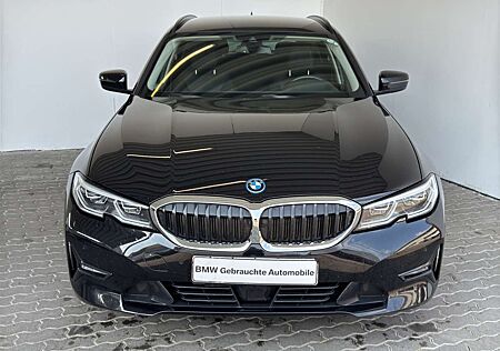 BMW 330 e Touring LASER.NAVIPROF.HUD.ACC.RFK...