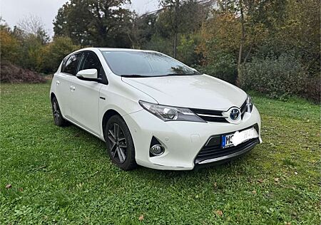 Toyota Auris 1.8 Hybrid Executive