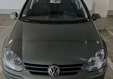 VW Golf Volkswagen Sportline