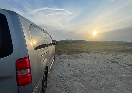 Peugeot Traveller L3 2.0 BlueHDi 180 EAT8 Business