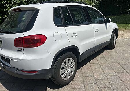 VW Tiguan Volkswagen 2,0 TDi
