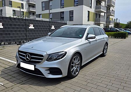 Mercedes-Benz E 220 d T 9G-TRONIC AMG, AHK, Widescreen, 360 Kam.