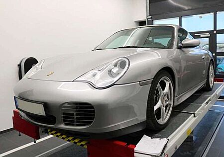 Porsche 996 Carrera Coupé Jubiläumsmodell 40 Jahre