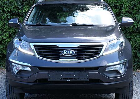 Kia Sportage 2.0 CRDi AWD Vision*1-Hand*Kamera*Navi*