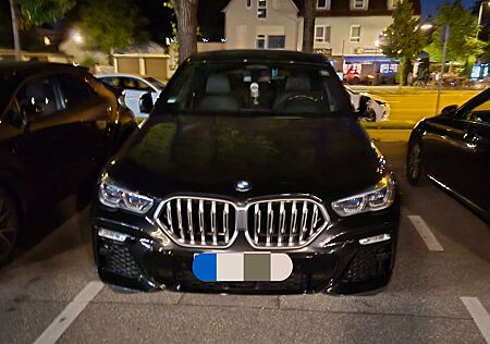 BMW X6 Diesel xDrive40d Saphirschwarz metall. M-Paket