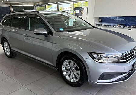 VW Passat Variant Volkswagen Passat*Variant*Navi*App-Con*Kamera*Sitzh*Alu*