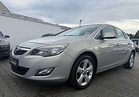 Opel Astra 1.4 Turbo Selection*Sitzheizung*Klima*
