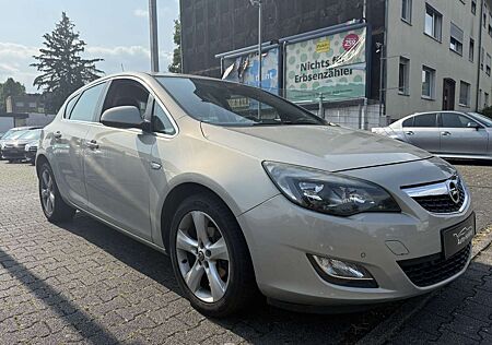 Opel Astra 1.4 Turbo Selection*Sitzheizung*Klima*