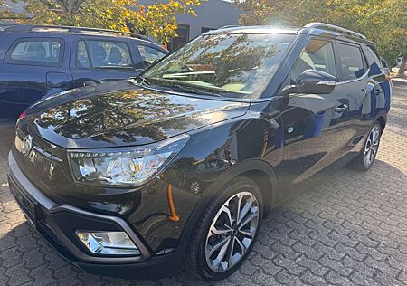 SsangYong XLV 4x4 Leder+Navi+Sitzheizung+18Zoll+Kamera