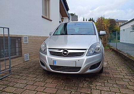 Opel Zafira 1.8Family