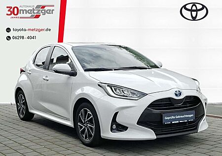 Toyota Yaris 1.5 Hybrid Team D + Navi +Digitales Cockpit +Apple
