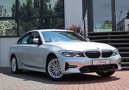 BMW 318 d Sport Line Autom. Shadow-Line Navi Leder