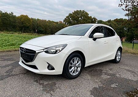 Mazda 2 1.5I Exclusive-Line Spurhalter. Klima Navi