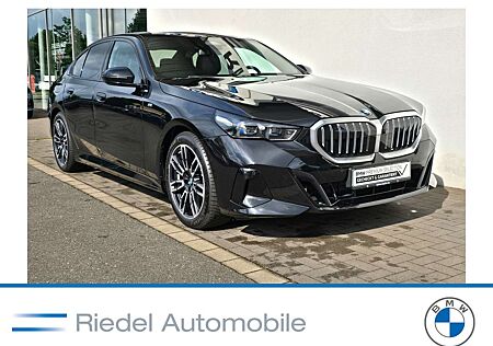 BMW 520 i M Sportpaket Komfortsitze Standhzg. AHK