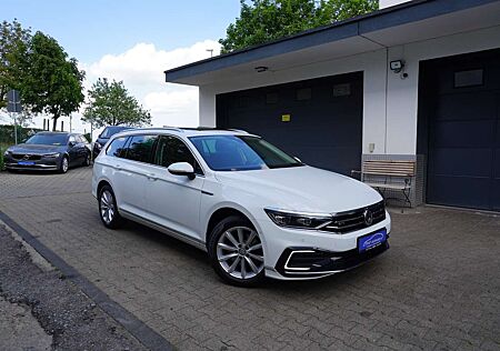 VW Passat Variant Volkswagen GTE 1.4 TSI NAVI+PANORAMA+KAMERA+AHK+ALU+TEMPOMAT