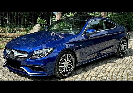 Mercedes-Benz C 180 Coupe (115 kW / 156 PS) 9G-TRONIC AMG Line