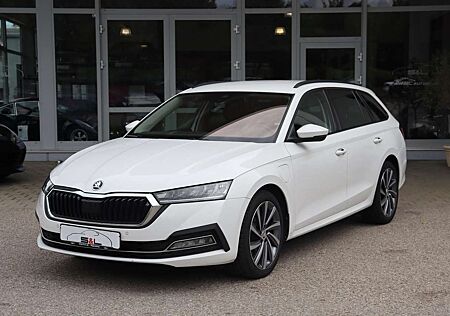 Skoda Octavia Combi First Edition/weiß/Reisepaket/Navi