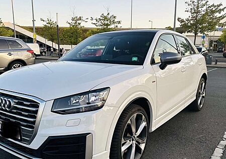 Audi Q2 2.0 TFSI quattro S tronic sport