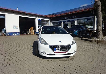 Peugeot 208 GTi in Weiß/Navi/Klima/PDC/Standheizung