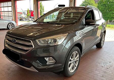 Ford Kuga Titanium 4x4 AHK|Navi|Ambiente|Winterpaket