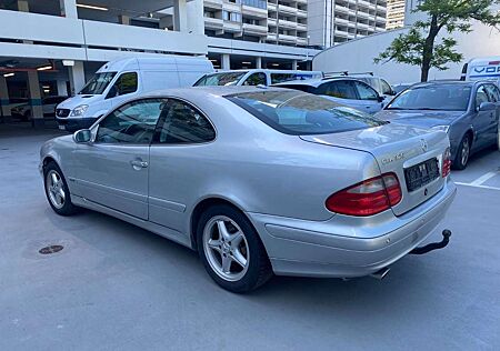 Mercedes-Benz CLK 320 ELEGANCE Vollaustatung Automatik