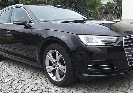 Audi A4 Avant 2.0 TDI sport